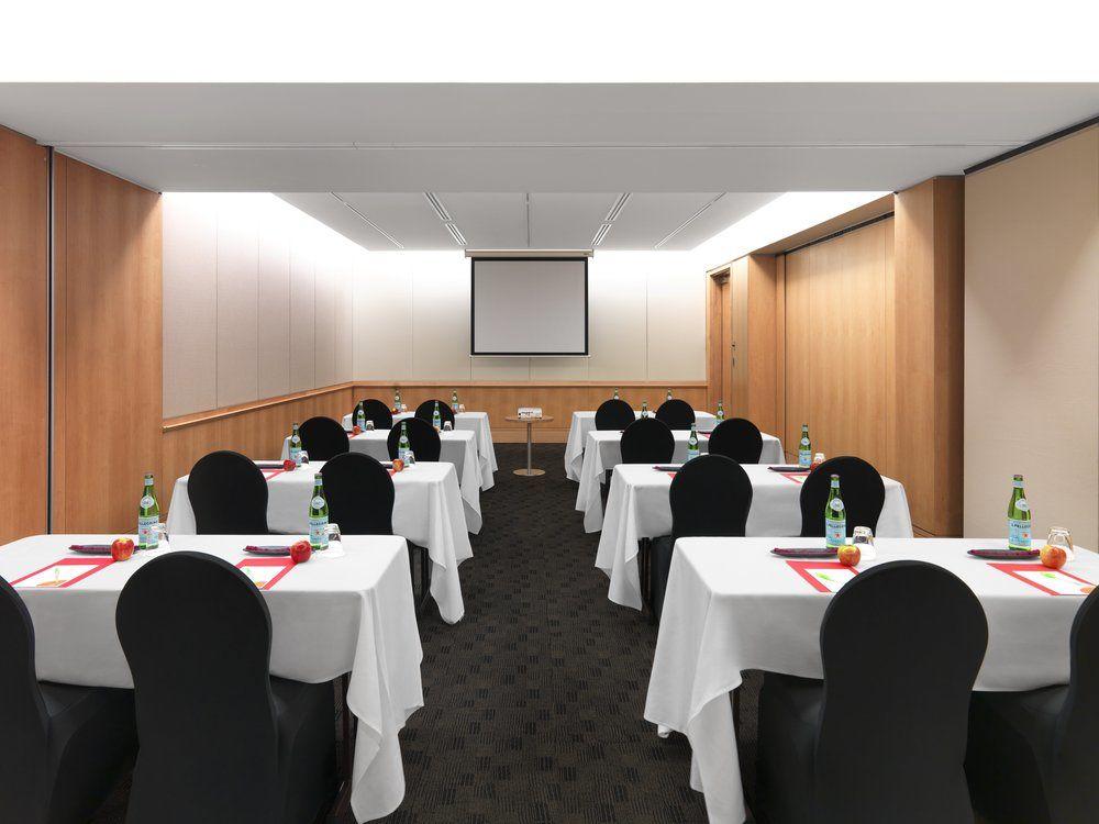 Готель Crowne Plaza Sydney Macquarie Park By Ihg Екстер'єр фото