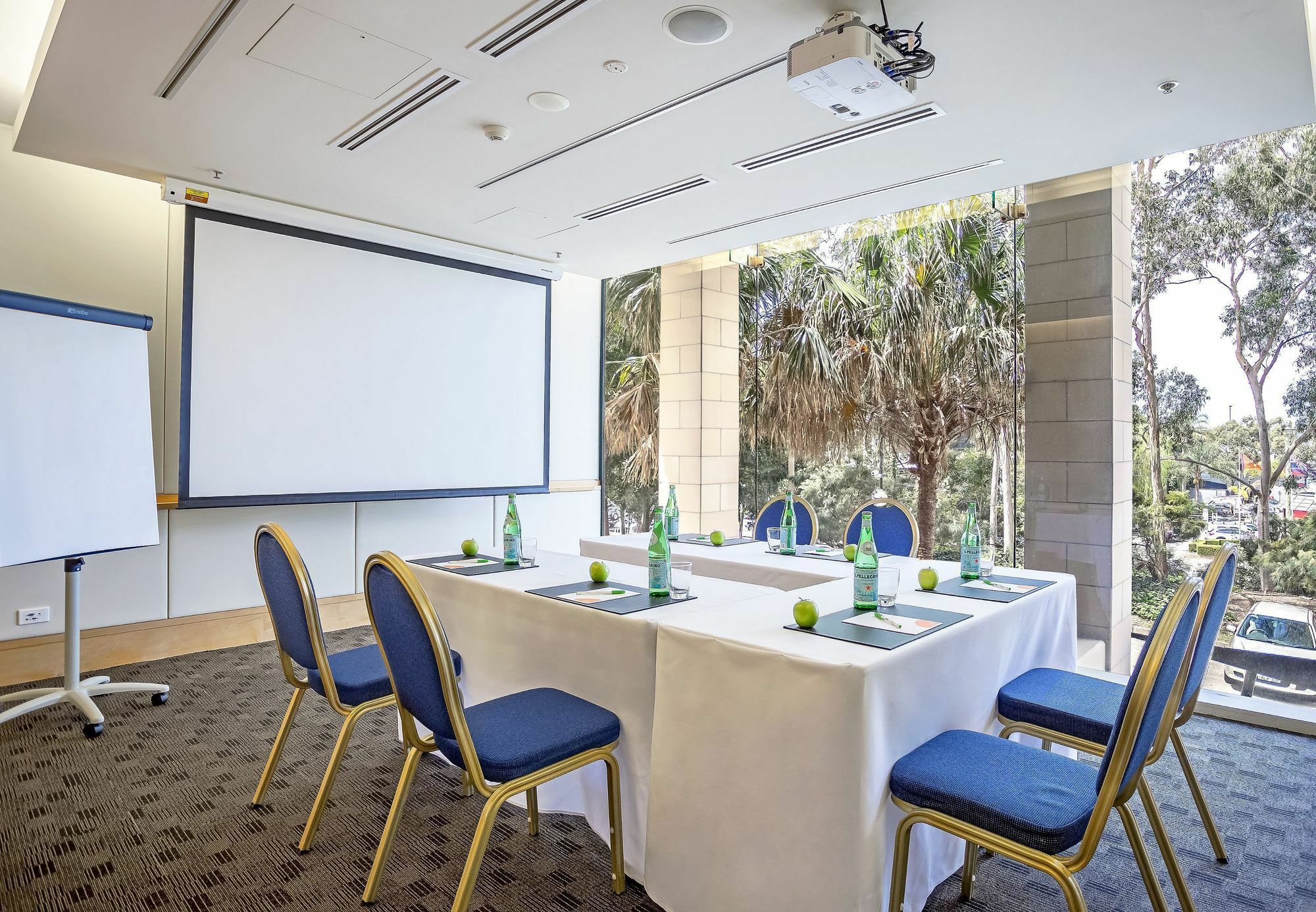 Готель Crowne Plaza Sydney Macquarie Park By Ihg Екстер'єр фото